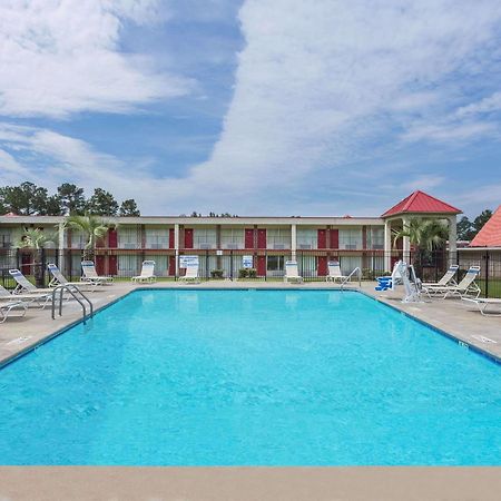 Palmetto Inn By Magnuson Worldwide Manning Exterior photo